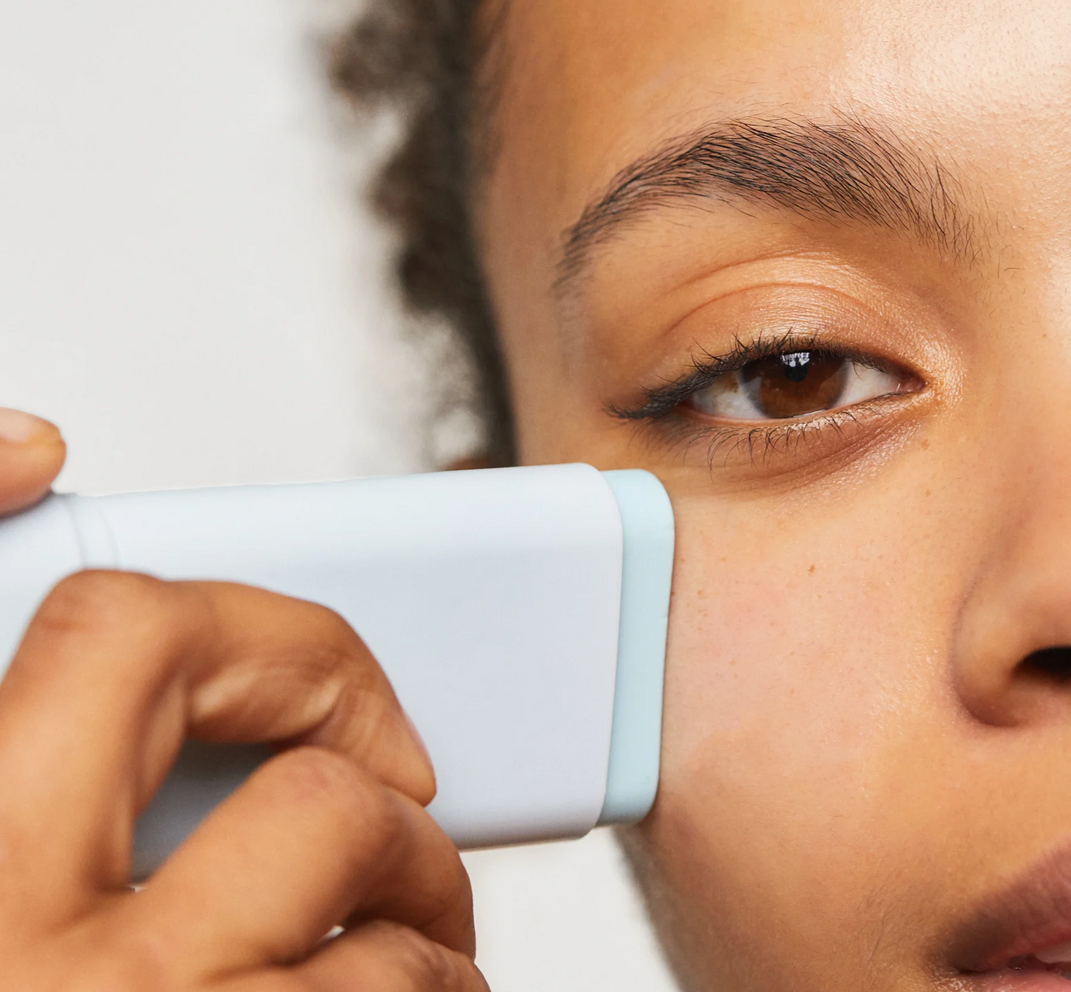 Krem z filtrem na co dzień — dlaczego SPF to najlepszy anti-aging