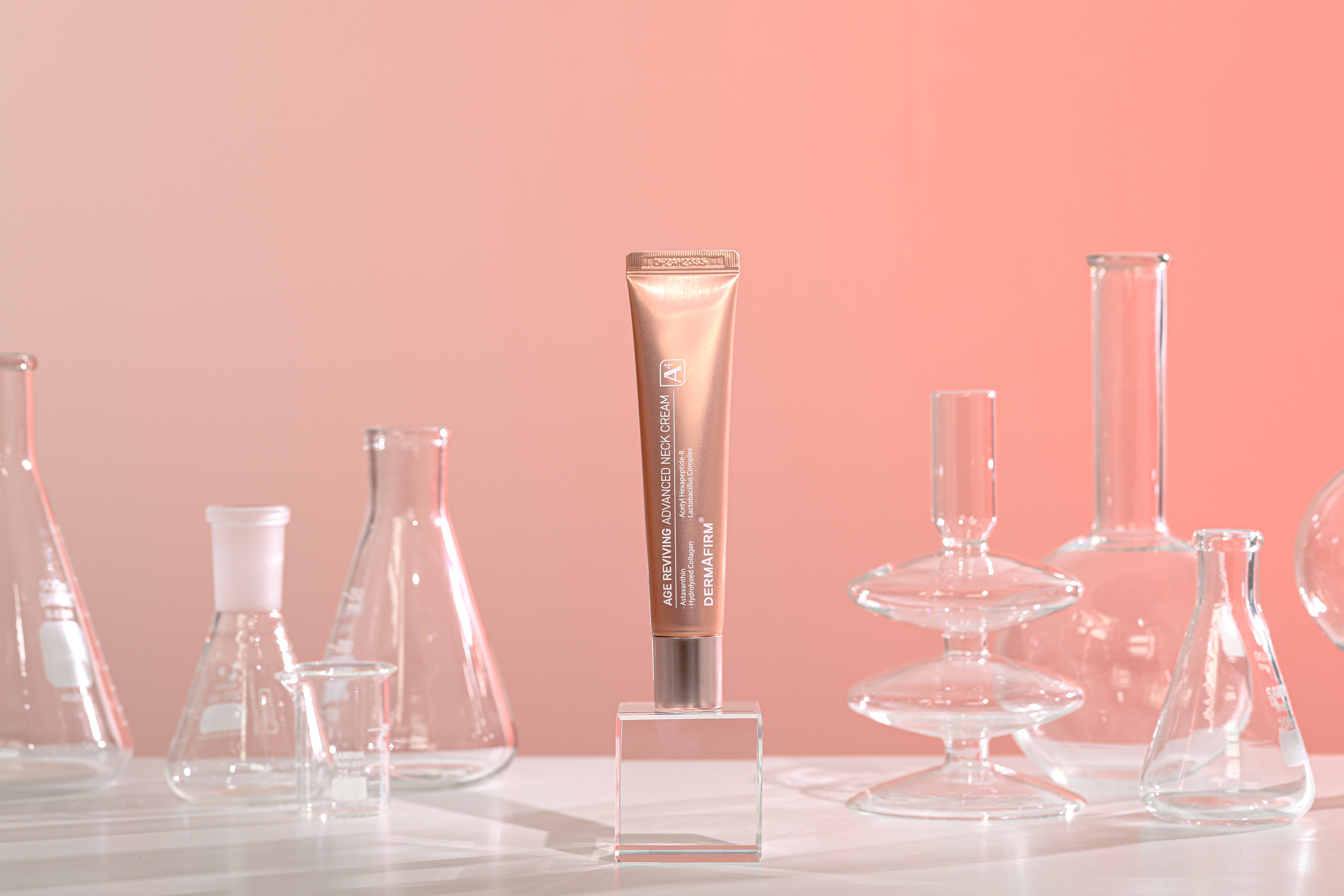 Dermafirm Age Reviving Advanced Neck Cream A4 - przeciwzmarszczkowy krem do szyi z kompleksem Astasome® 40 ml