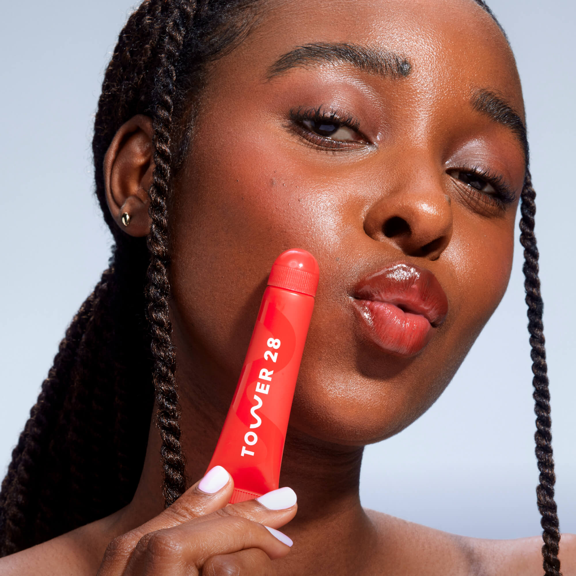Tower 28 Beauty LipSoftie Tinted Lip Treatment - nawilżający balsam do ust z delikatnym kolorem 11 g