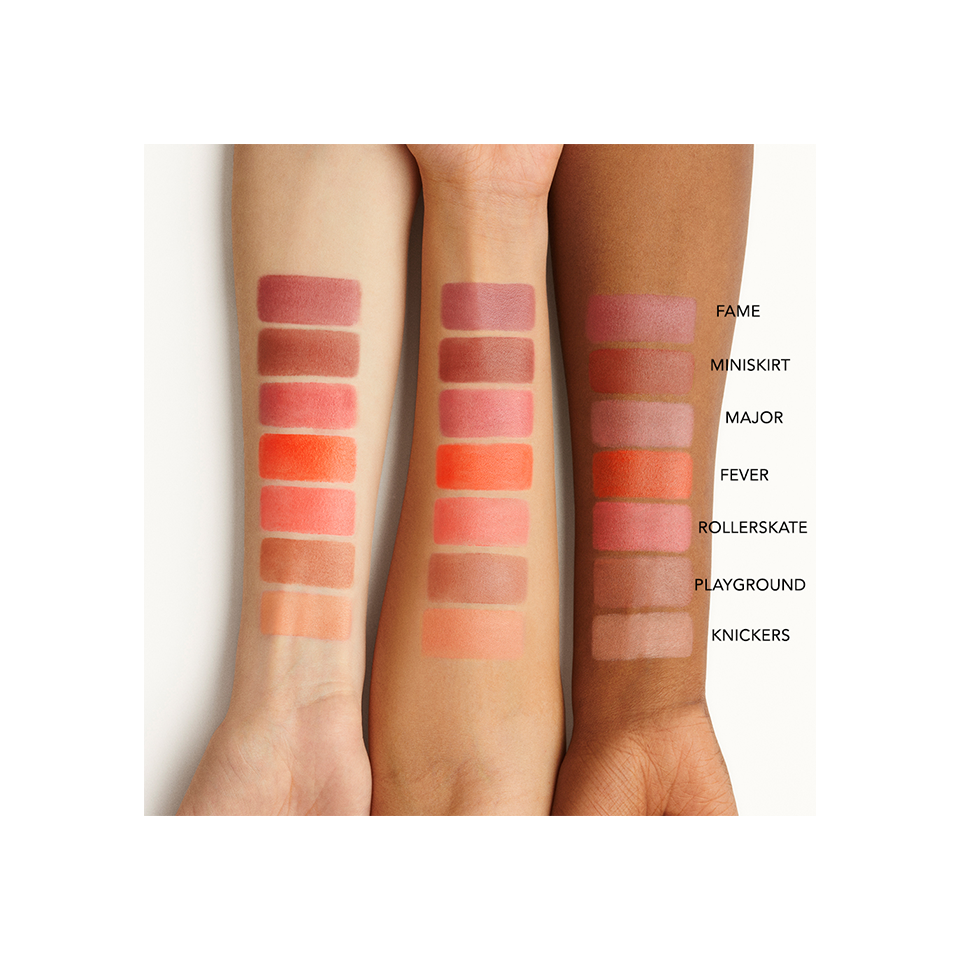 Victoria Beckham Beauty Cheeky Posh Cream Blush Stick - kremowy róż w sztyfcie z ekstraktem z niebieskiego lotosu 2 g