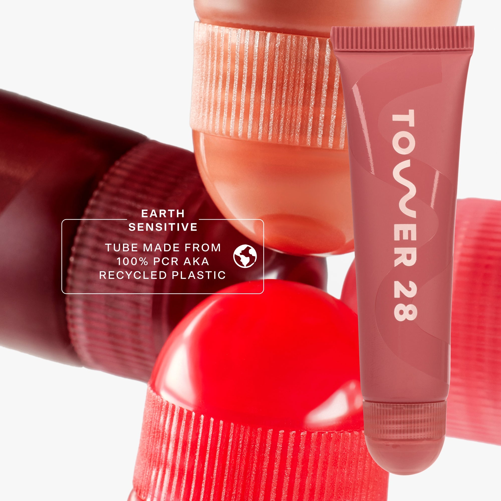 Tower 28 Beauty LipSoftie Tinted Lip Treatment - nawilżający balsam do ust z delikatnym kolorem 11 g