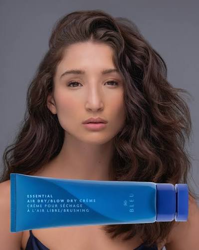 R+Co Bleu Essential Hair Tonic - wielofunkcyjna mgiełka stylizacyjna z wegańską keratyną 124 ml