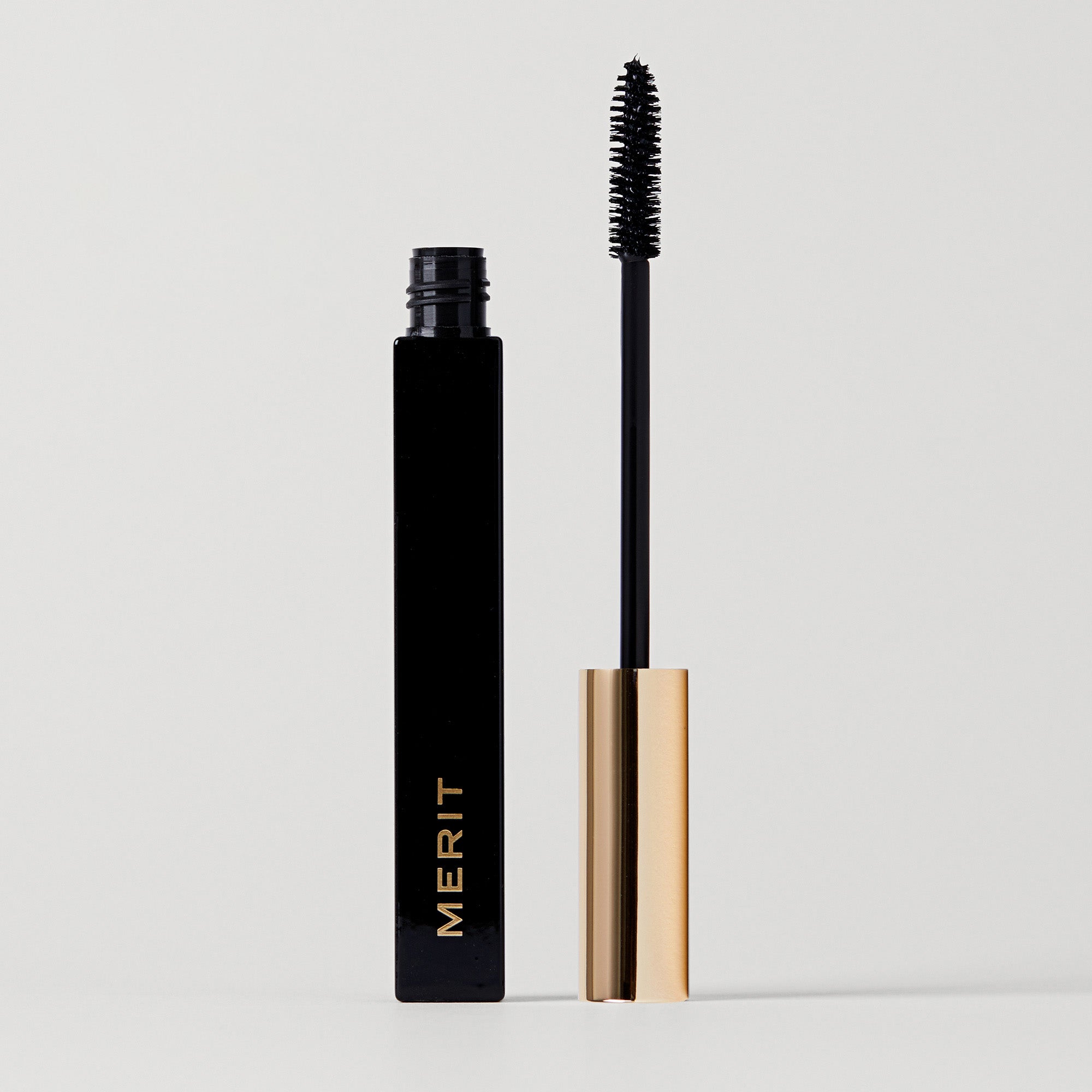 MERIT Clean Lash Lengthening Tubing Mascara Black - wydłużający tusz do rzęs z technologią tubingową 7 ml