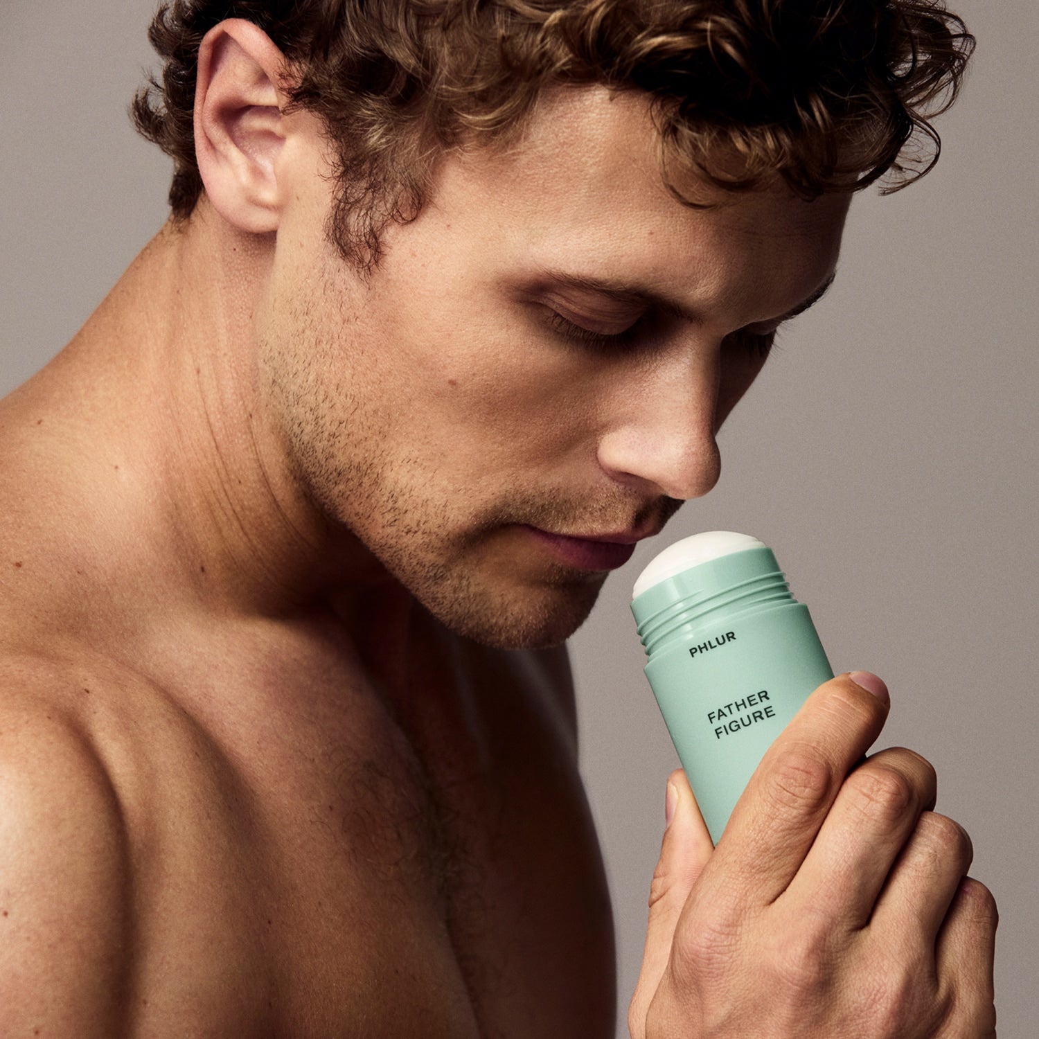 Phlur Father Figure Natural Deodorant - naturalny dezodorant w sztyfcie bez aluminium 50 g