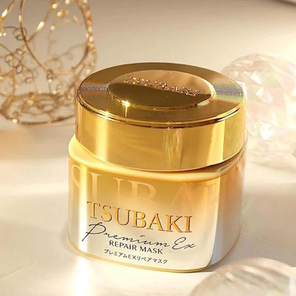 Shiseido Tsubaki Premium EX Repair Mask 180 g, słoiczek ze złotą nakrętką z przodu | Ellemania