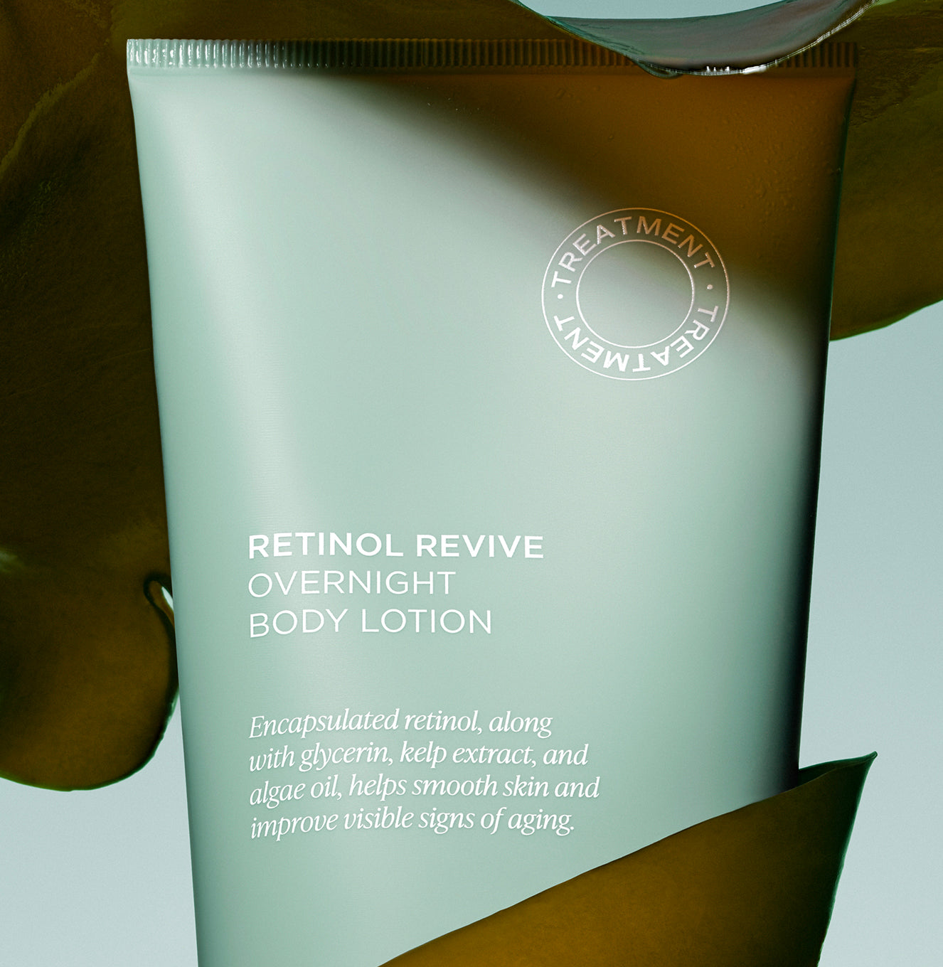Saltair Retinol Revive Overnight Body Lotion - przeciwstarzeniowy balsam do ciała z kapsułkowanym retinolem 295 ml