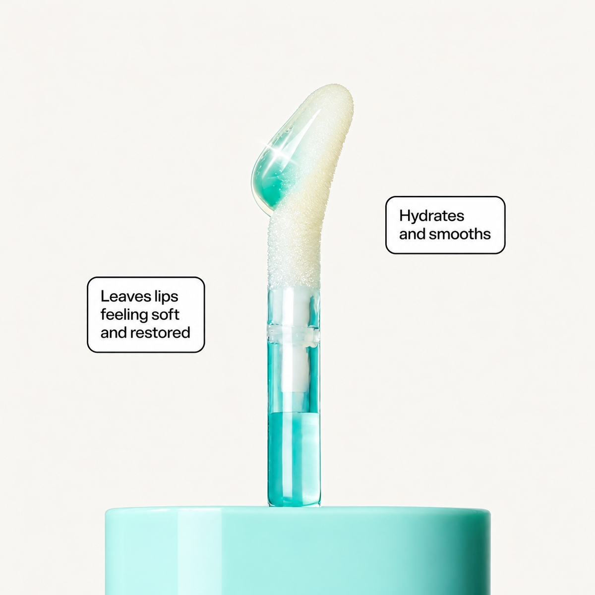 Bubble Talk Back Lip Serum 4,5 ml, applicator with clear serum above turquoise packaging | Ellemania