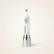 Ellemania Cellology Blue Eraser Serum w białym opakowaniu z metalowym aplikatorem kulkowym do cery trądzikowej