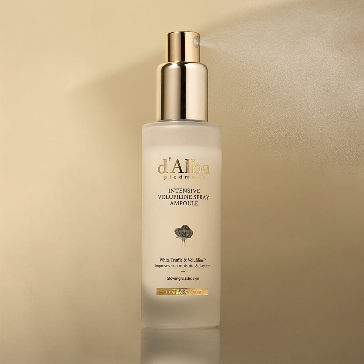 d'Alba Piedmont Intensive Volufiline Spray Ampoule 100 ml, butelka z pompką spryskującą i widoczną mgiełką | Ellemania