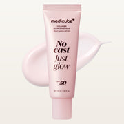 Medicube Collagen Glow Sunscreen SPF 50 - tuba kremu z próbką konsystencji | Ellemania