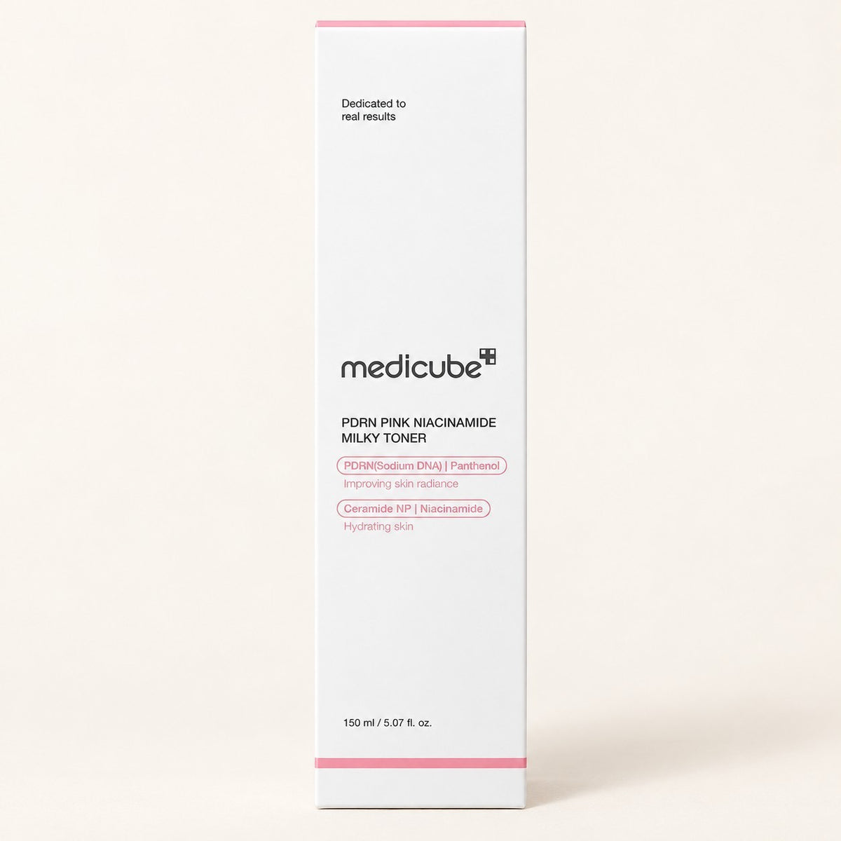 Medicube PDRN Pink Niacinamide Milky Toner - przód białego pudełka 150 ml | Ellemania
