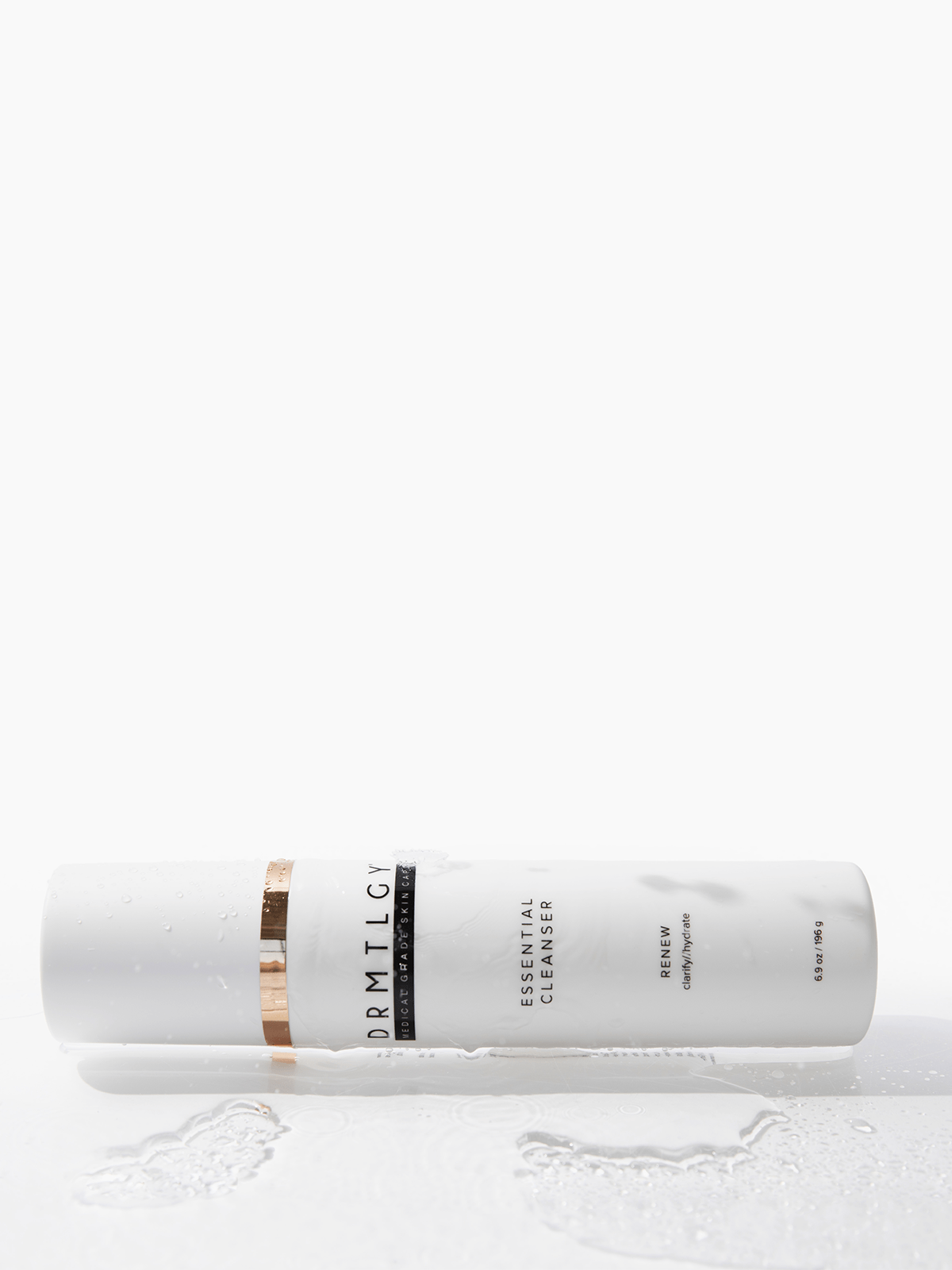 DRMTLGY Essential Cleanser - nawilżający żel do mycia twarzy z kwasem hialuronowym, niacynamidem i ceramidami 196 ml