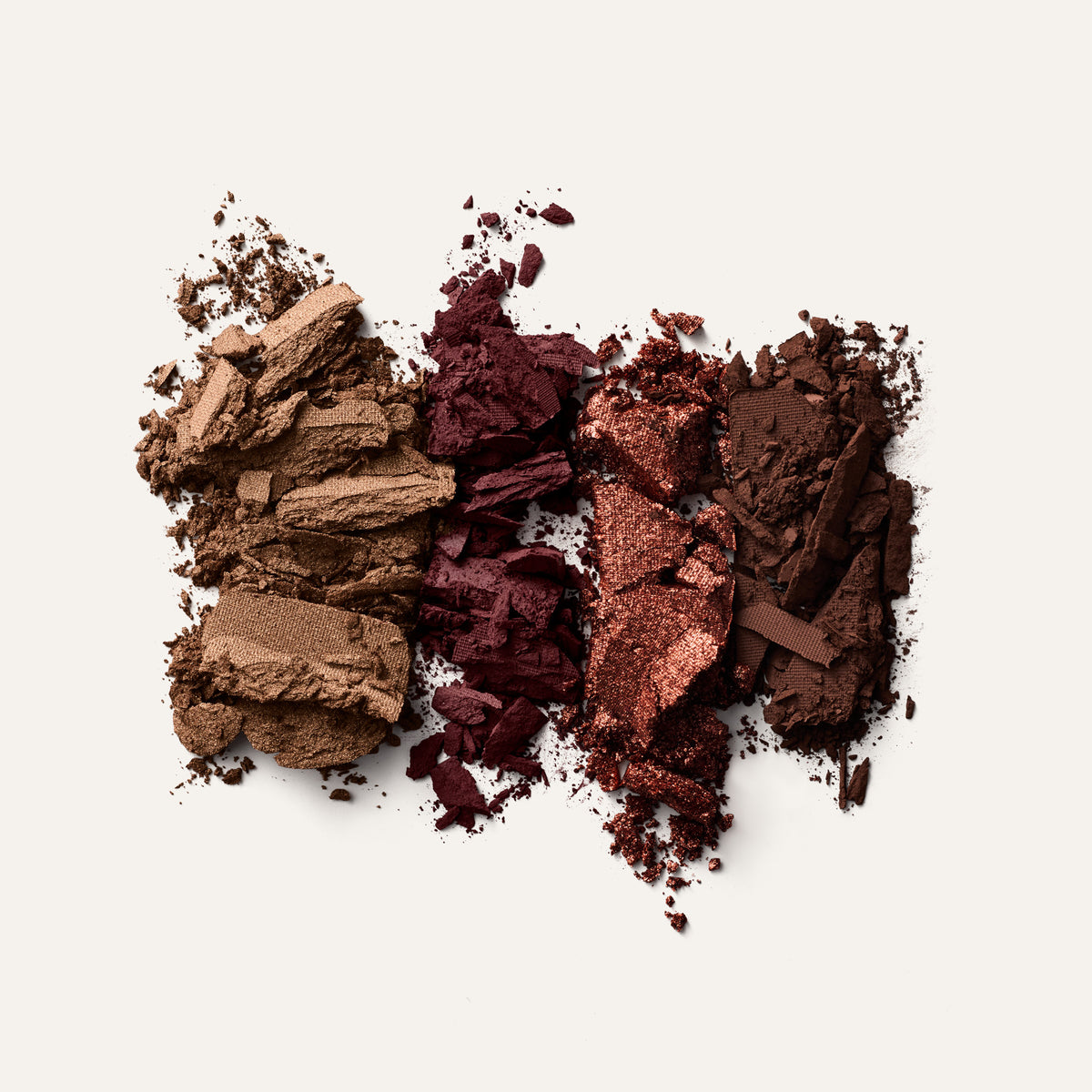 Victoria Beckham Beauty Eye Wardrobe Bordeaux - rozkruszone cienie pokazujące strukturę i kolory | Ellemania